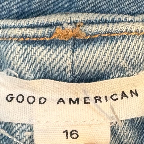 Good American Light Blue Flare Jeans - Picture 5 of 6